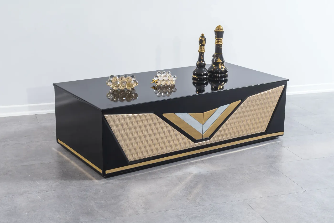 Angel Pro coffee table in black lacquer with a gold V panel